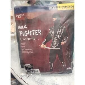 Boys Size Large 10-12 Ninja Fighter Halloween Costume NEW Black and Silver